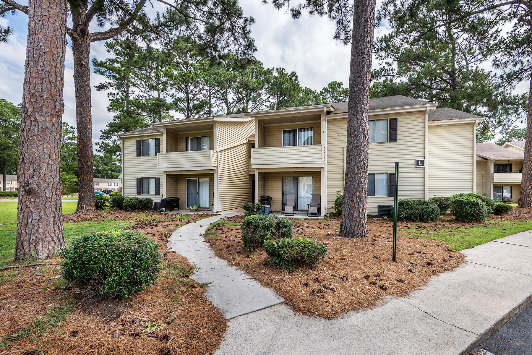 Brynn Marr Village The Multifamily Advisory Group at Cushman & Wakefield